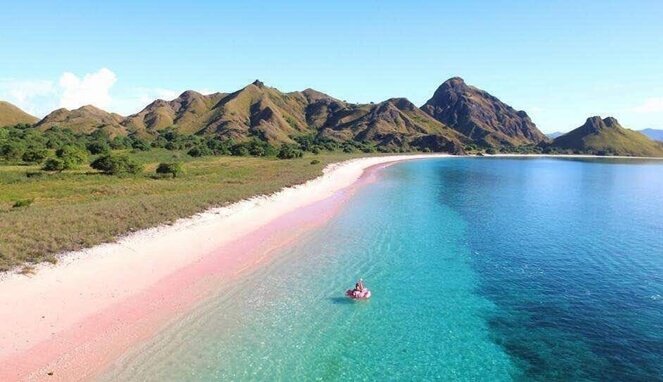 Pantai Pink Lombok