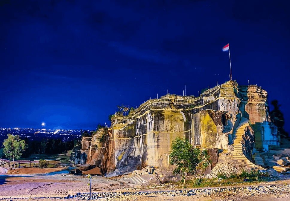 Tebing Breksi Jogja Pada Malam Hari