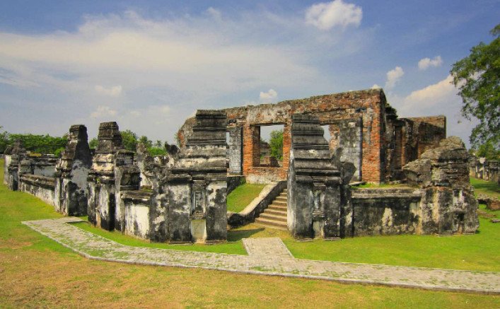 tempat wisata di serang