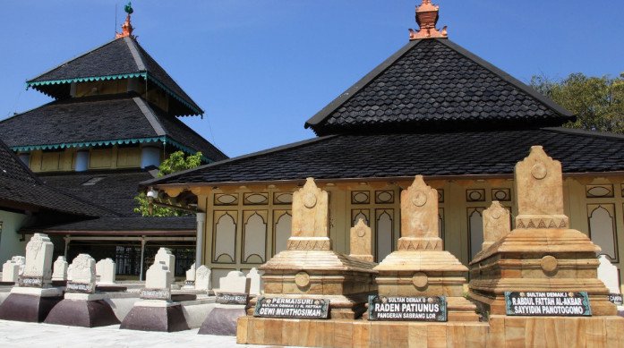 tempat wisata di demak yang rekomended