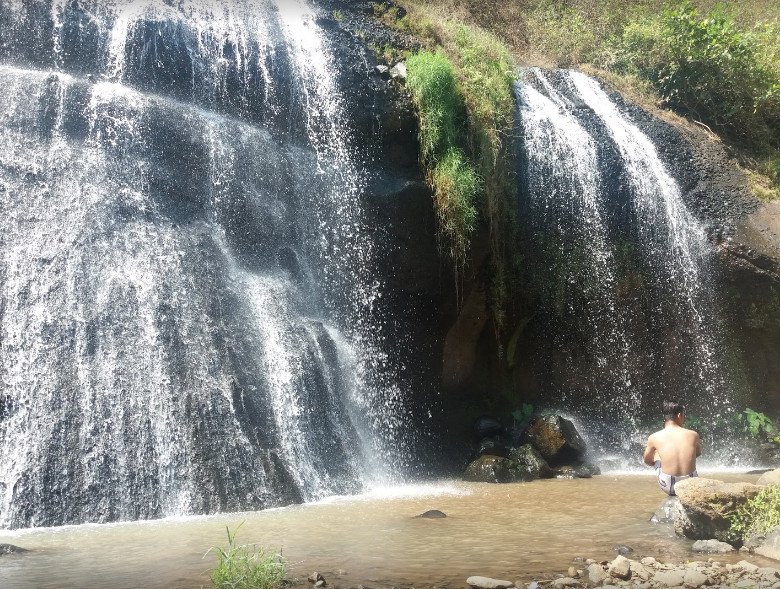 Air Terjun Sumbermanik