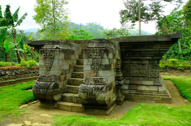 tempat wisata di mojokerto untuk keluarga