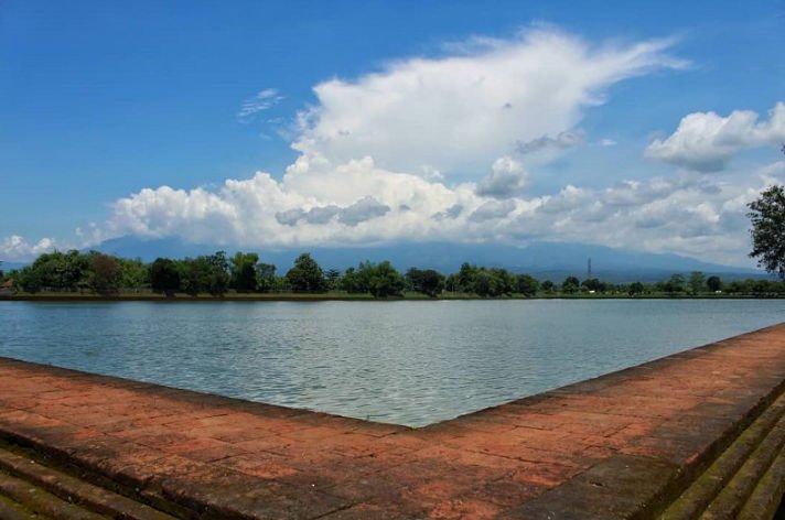 tempat wisata di mojokerto untuk keluarga