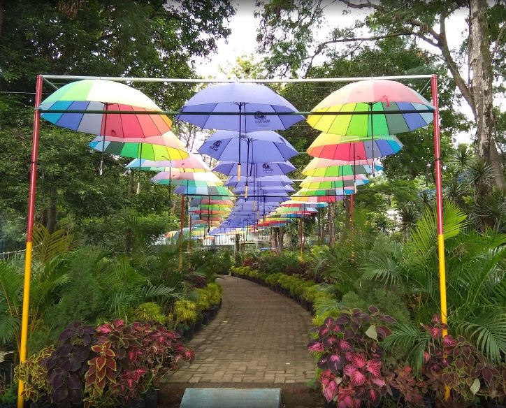 tempat wisata yang asyik di mojokerto