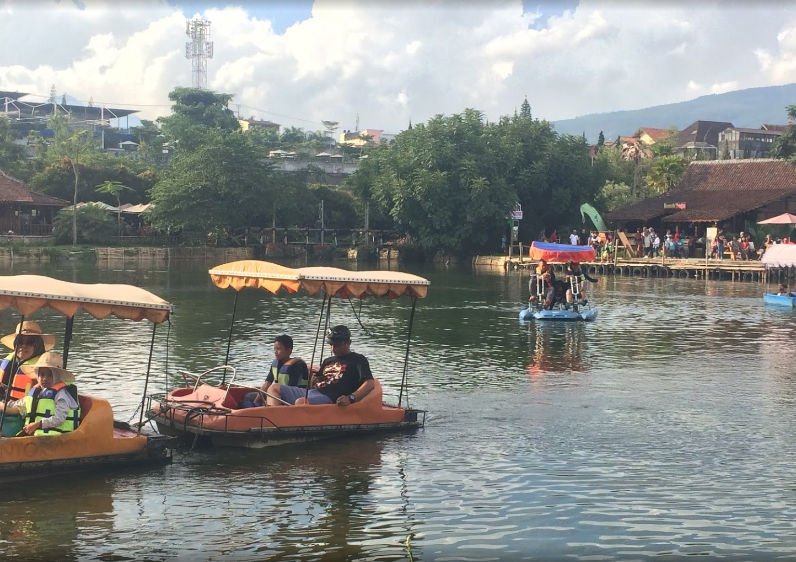 Gambar Floating Market (6)