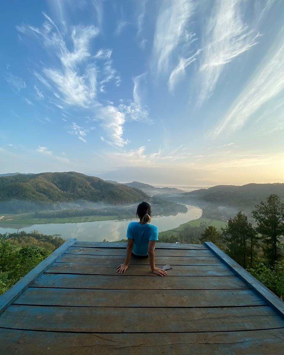 Bukit Watumeja Tumiyang Banyumas Purwokerto